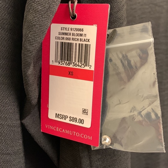 NWT Vince Camuto Black Wrap Front Rumple Twill Blouse - Size XS - Picture 3 of 9